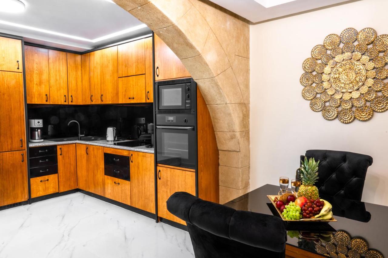 Villa Odysseus Luxury House à Rhodes City Extérieur photo